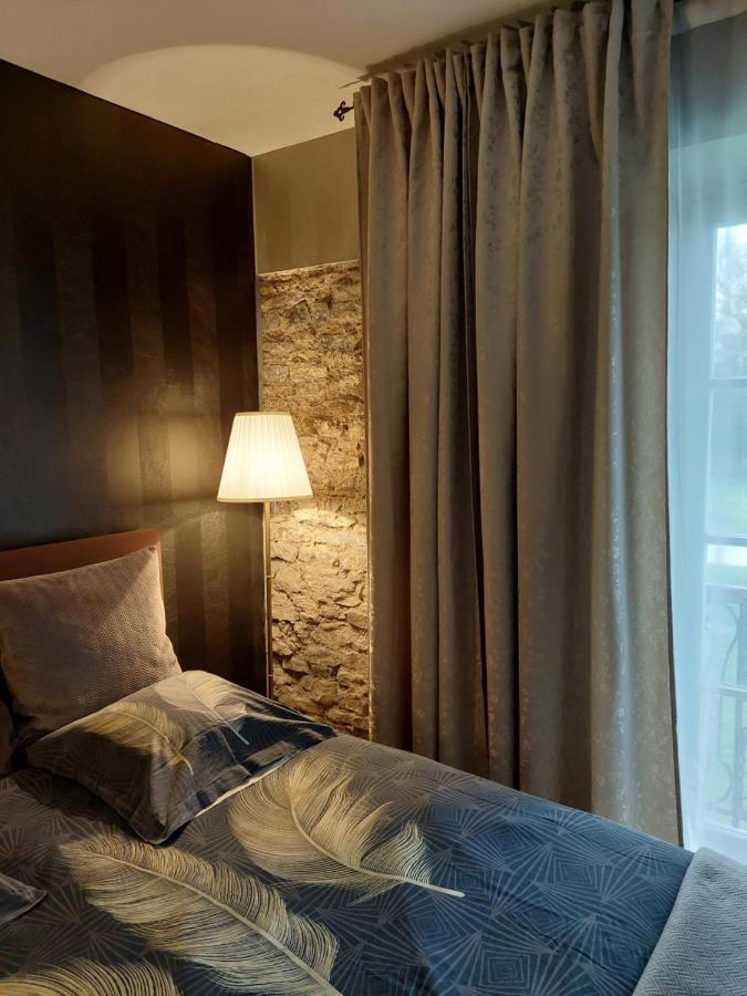 La Chambre Et Le Studio Du Chateau Du Golf De Bernalmont Liege Exterior photo